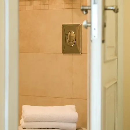 Royal Baltic 4* Luxury Boutique מלון